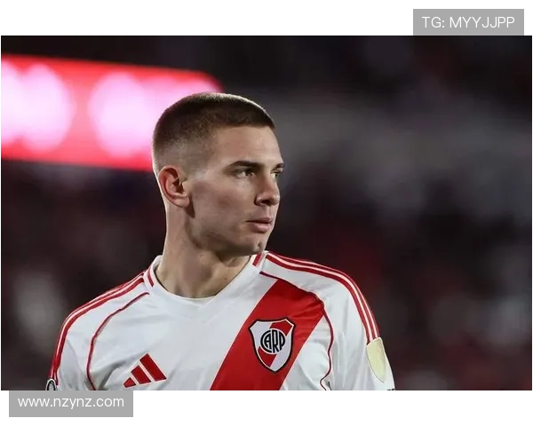 河床高层盛赞马斯坦托诺称其首年即爆发堪称罕见天才少年